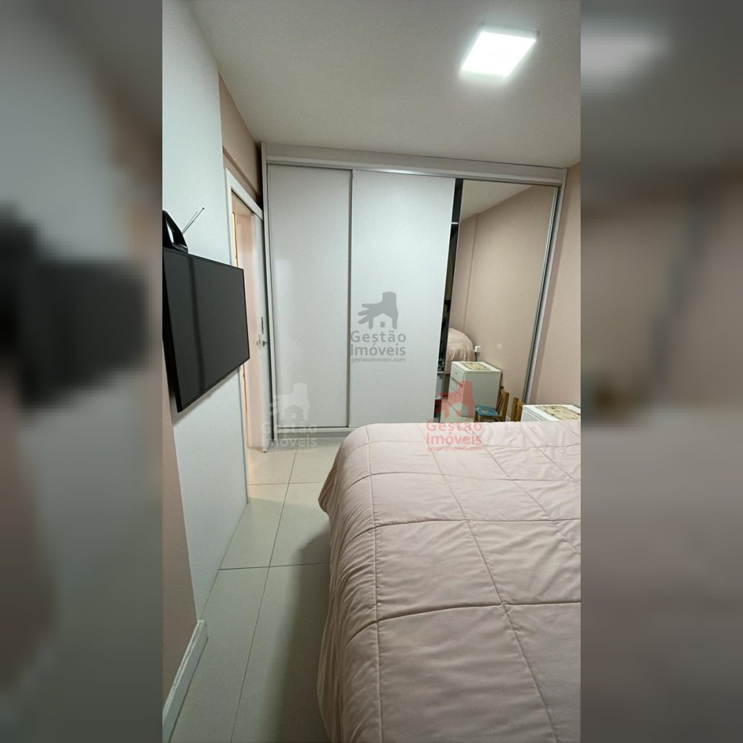 Quadra mar com 3 dormitórios em Balneário Camboriú
