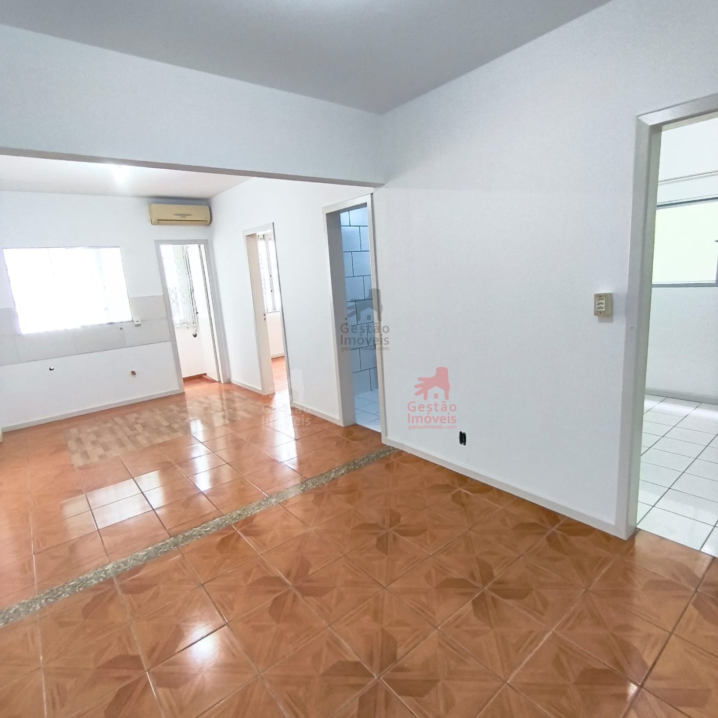 Apartamento 2 dormitórios para locação no centro de Itajaí