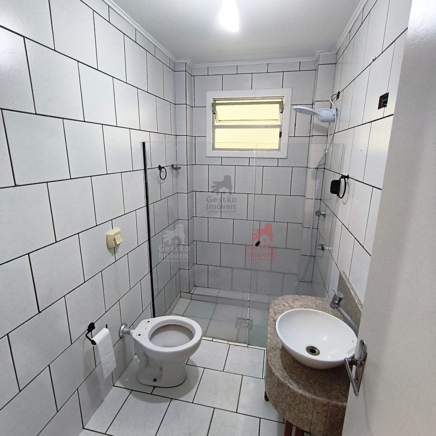 Apartamento 2 dormitórios para locação no centro de Itajaí
