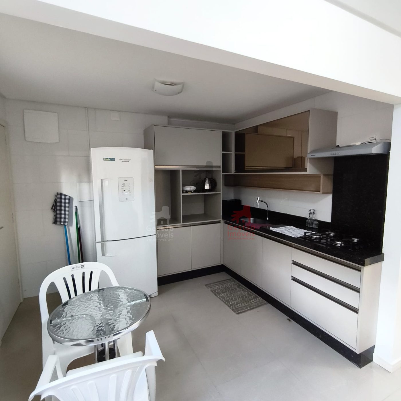 Apartamento 3 quartos para Locação Anual no bairro Centro em Balneário Camboriú