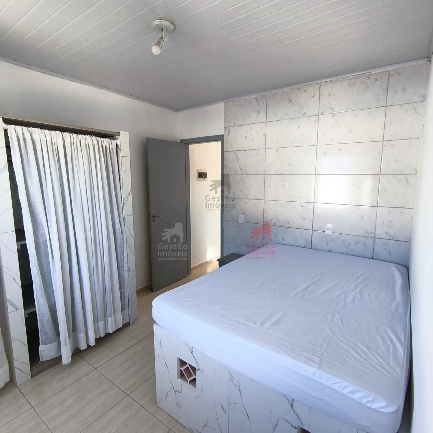 Kitnet com 1 dormitório na Barra em Balneário Camboriú