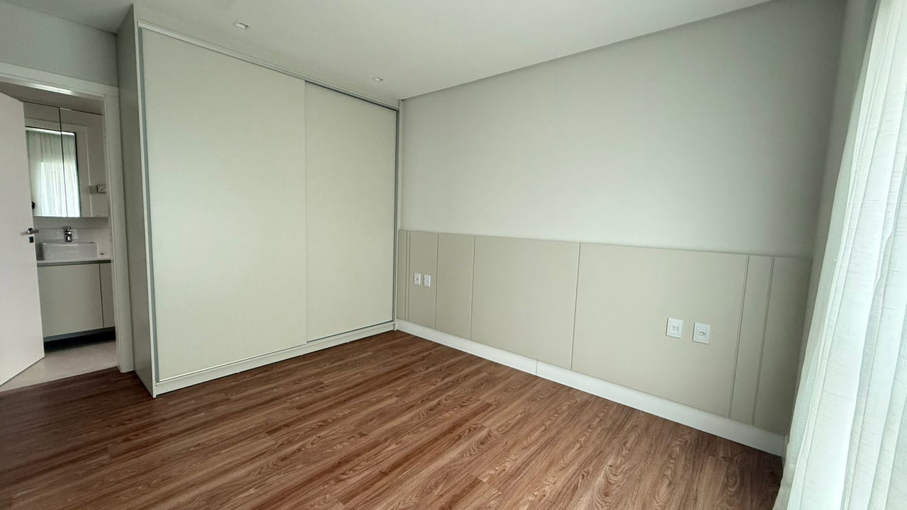 Apartamento para locação no bairro Bairro Fazenda em Itajaí