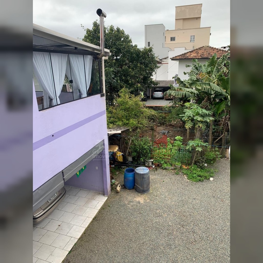 Casa Locação Anual - Centro