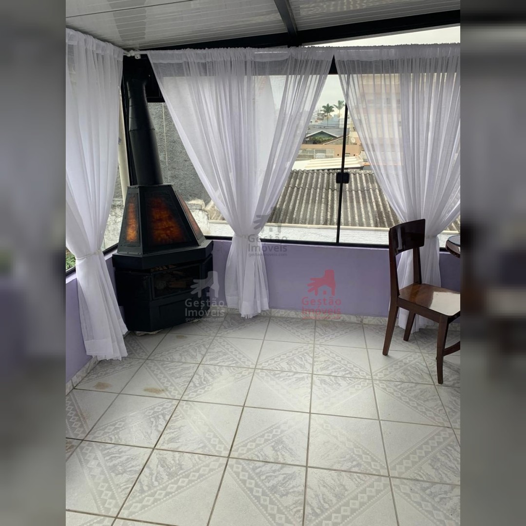 Casa Locação Anual - Centro
