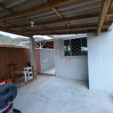 Casa 2 quartos para Locação Anual no bairro Nações em Balneário Camboriú